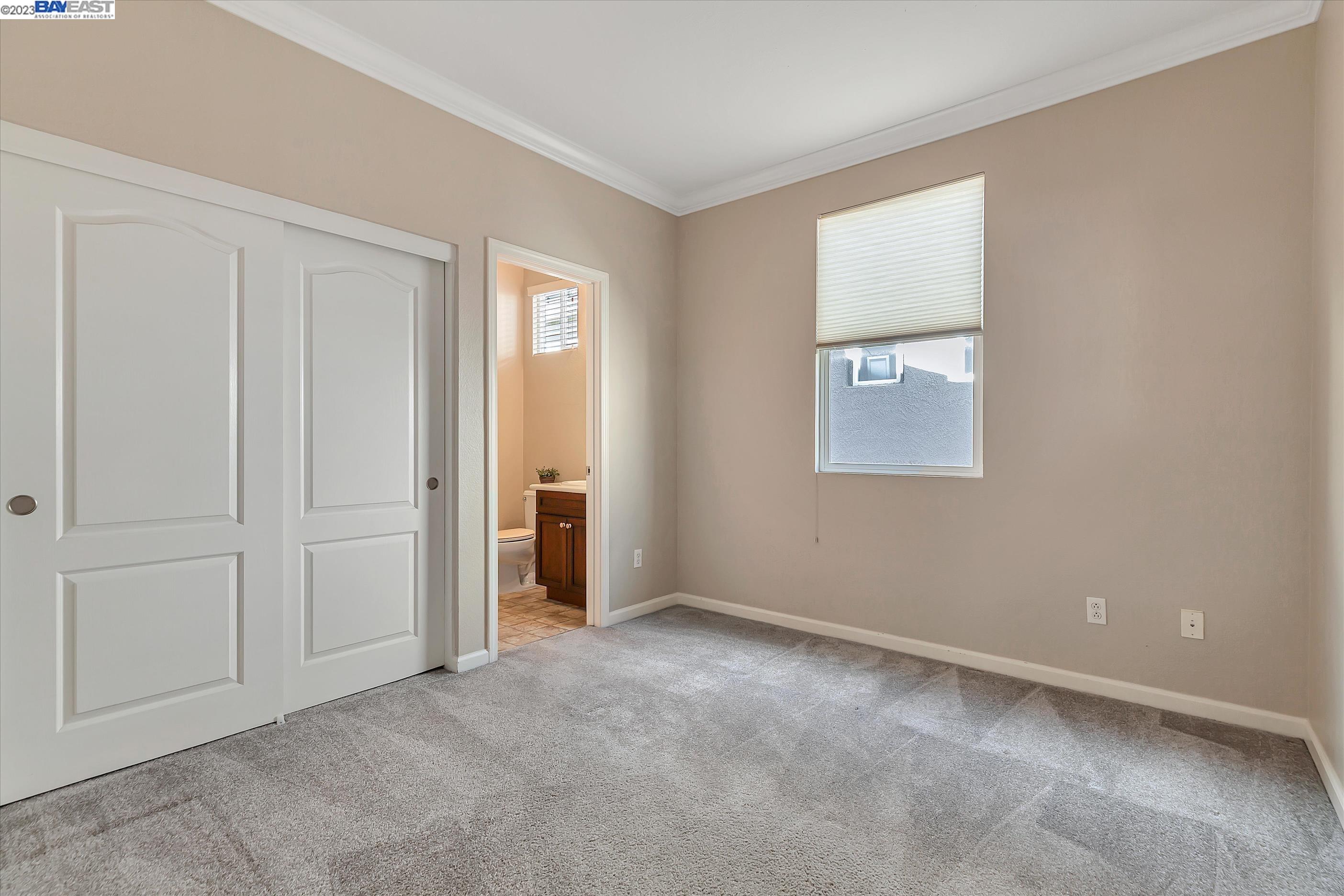 2694 Deerwood Dr