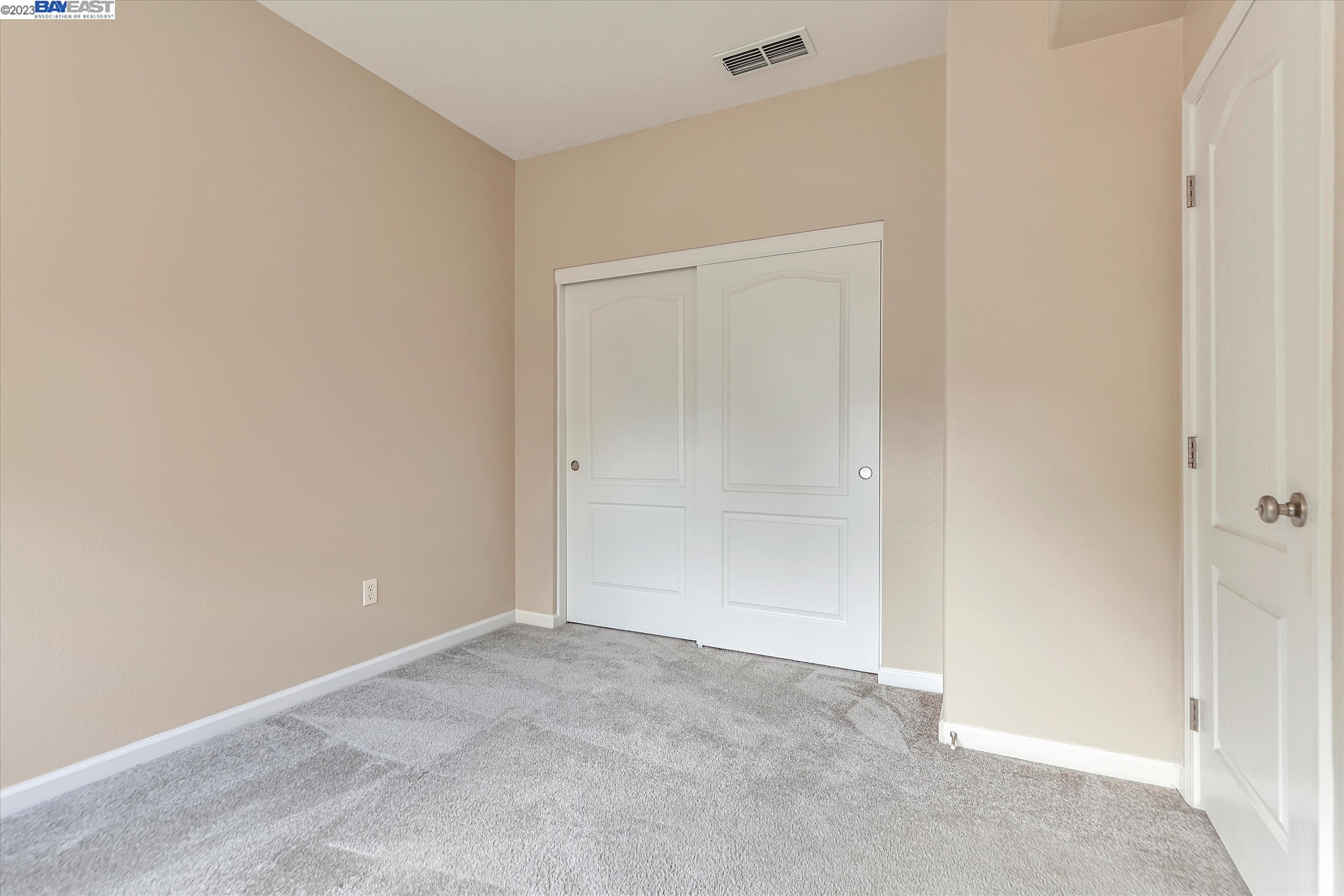 2694 Deerwood Dr