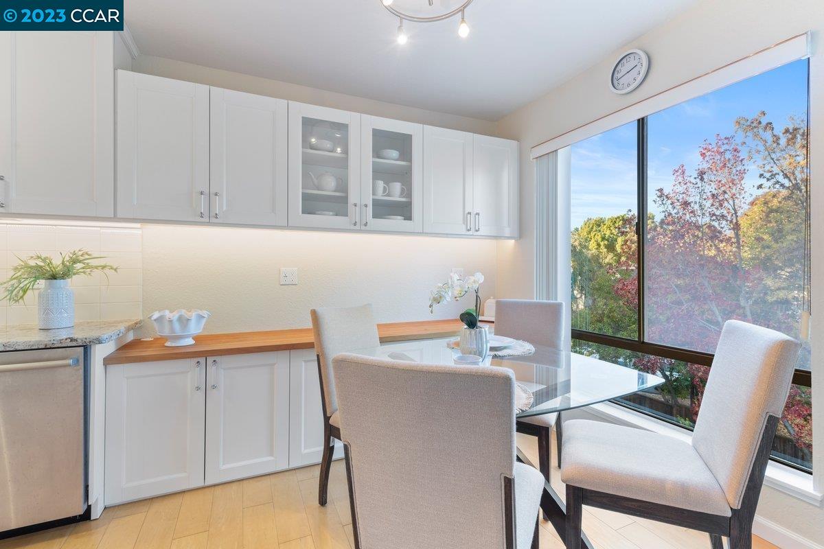 490 N Civic Dr Unit: 304