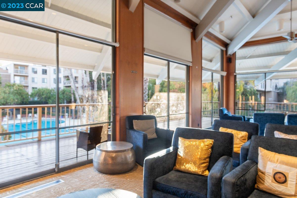490 N Civic Dr Unit: 304