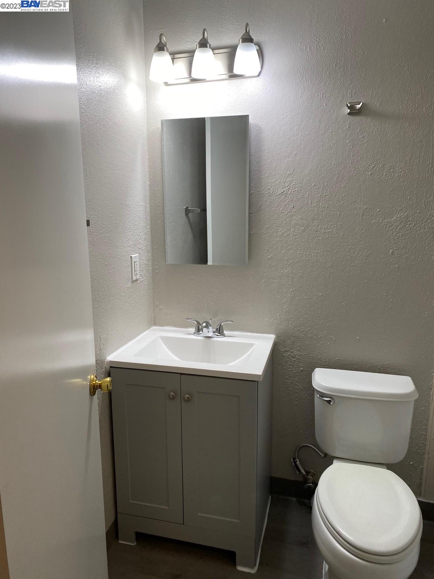 2122 Peppertree Way Unit: 2