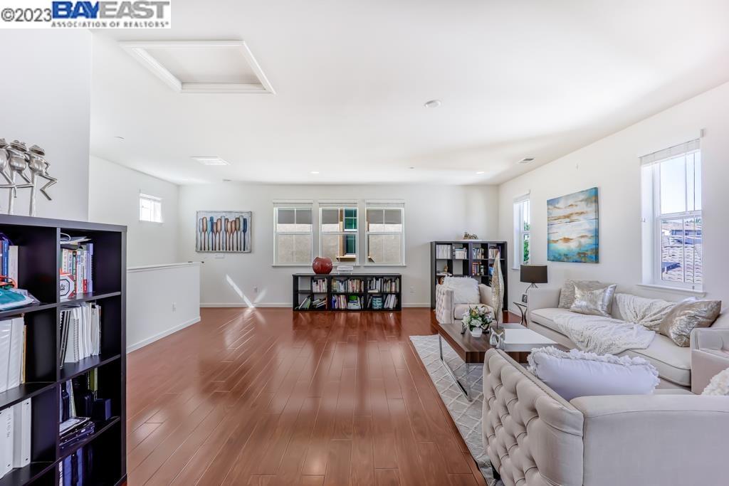 3184 Vittoria Loop