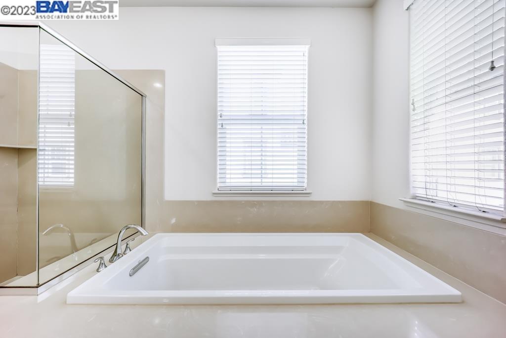 3184 Vittoria Loop