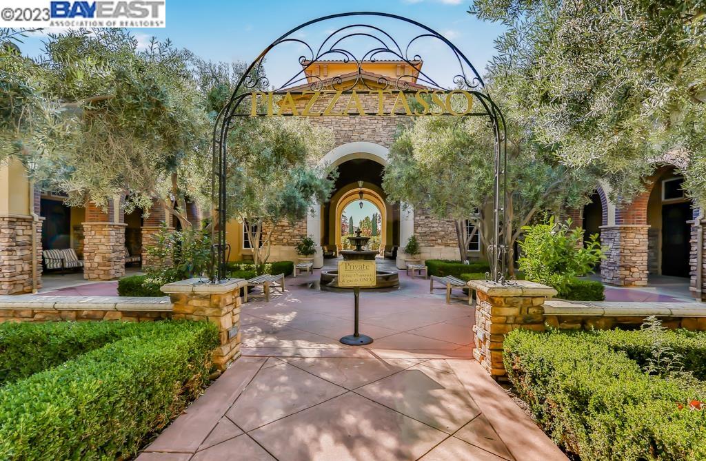 3184 Vittoria Loop