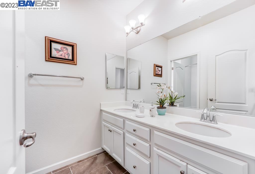 3184 Vittoria Loop