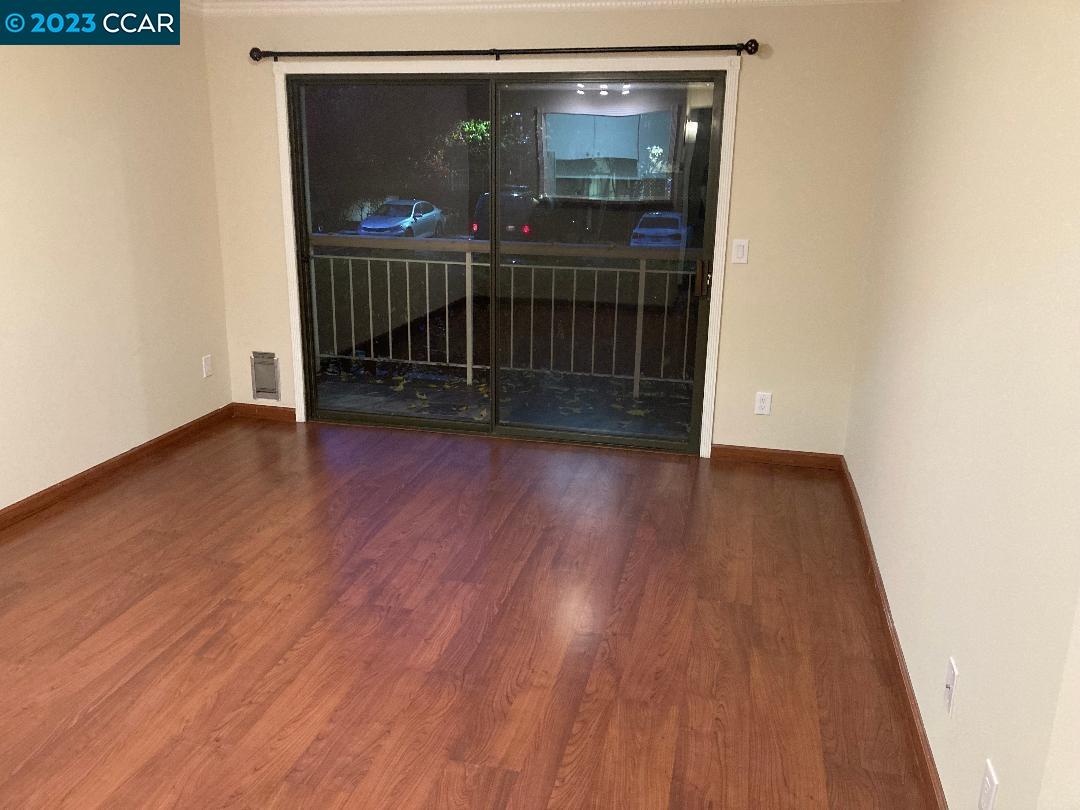470 N Civic Dr # 105