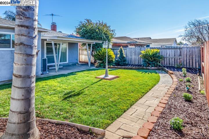 2480 Regal Dr