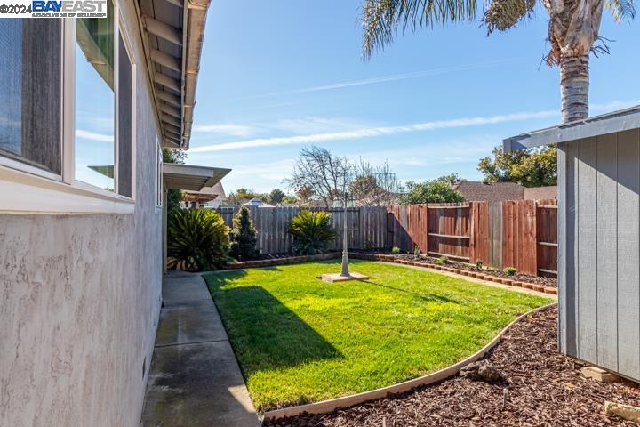 2480 Regal Dr