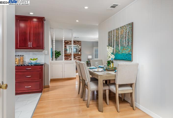 2480 Regal Dr