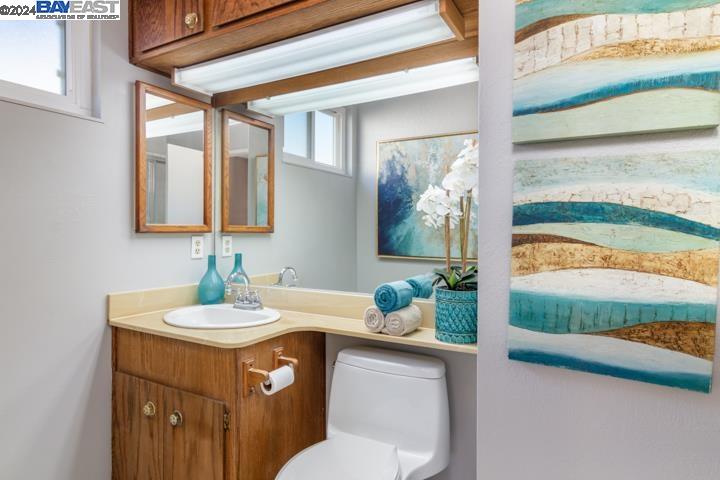 2480 Regal Dr