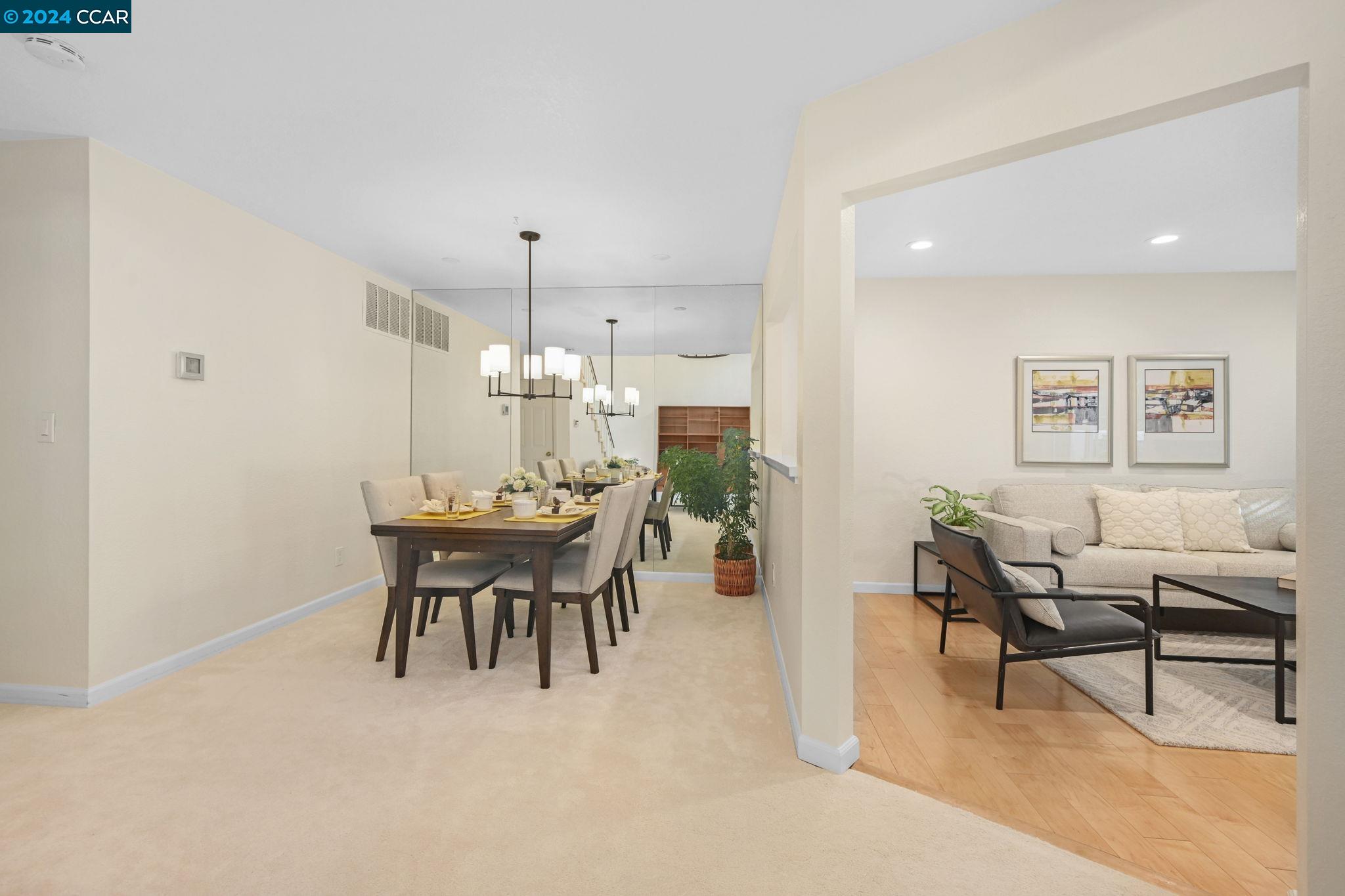 7405 Rolling Hills Cir