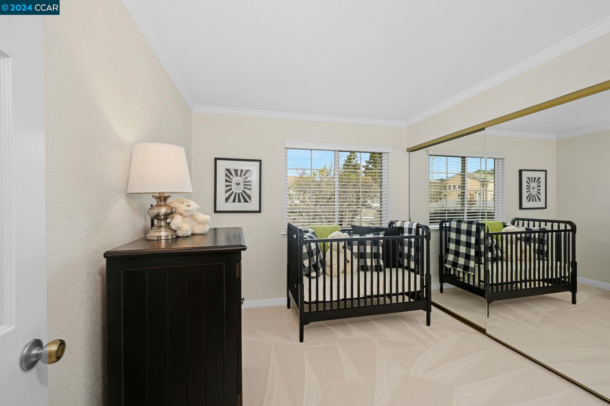 7405 Rolling Hills Cir