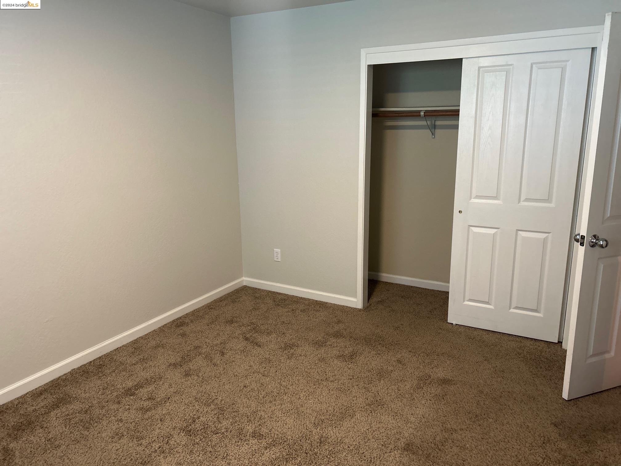 1345 Elm St