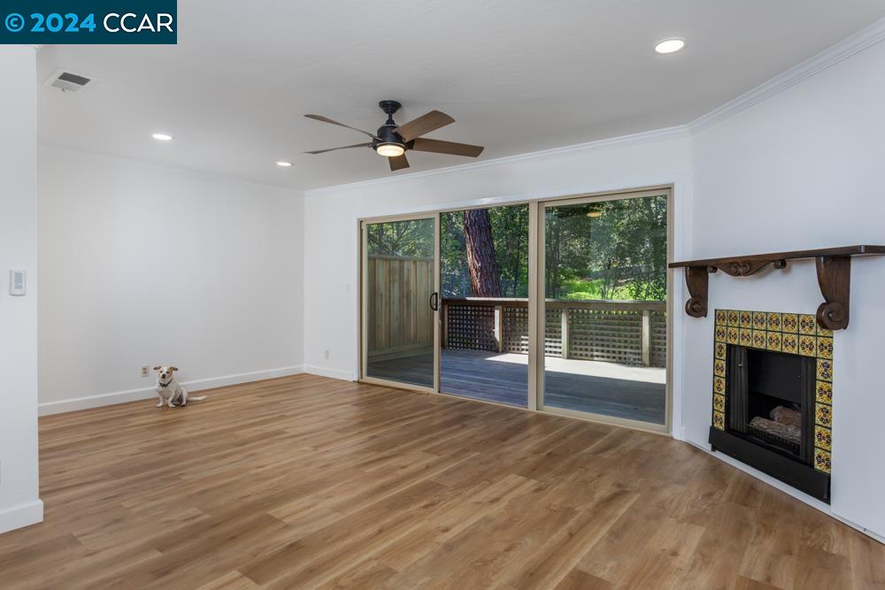 1759 Holland Cir