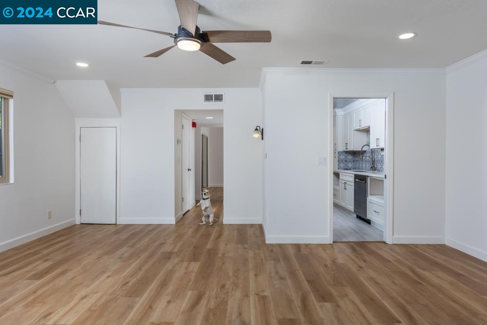 1759 Holland Cir