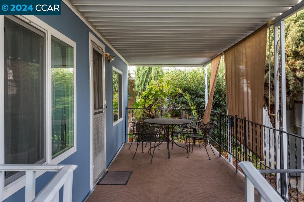 2195 Dalis Drive Unit: 123