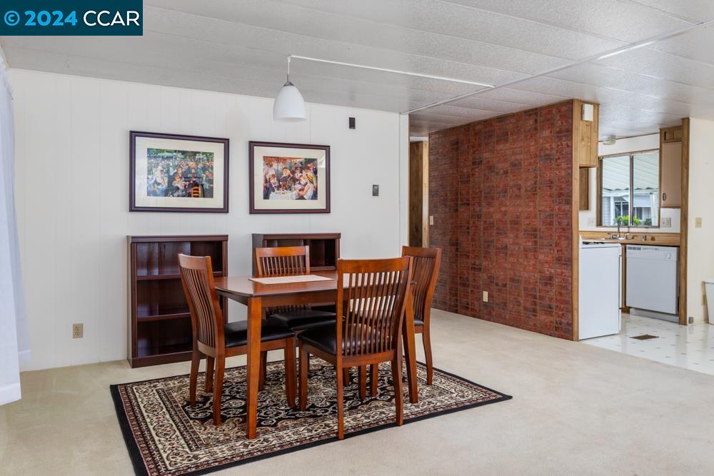 2195 Dalis Drive Unit: 123