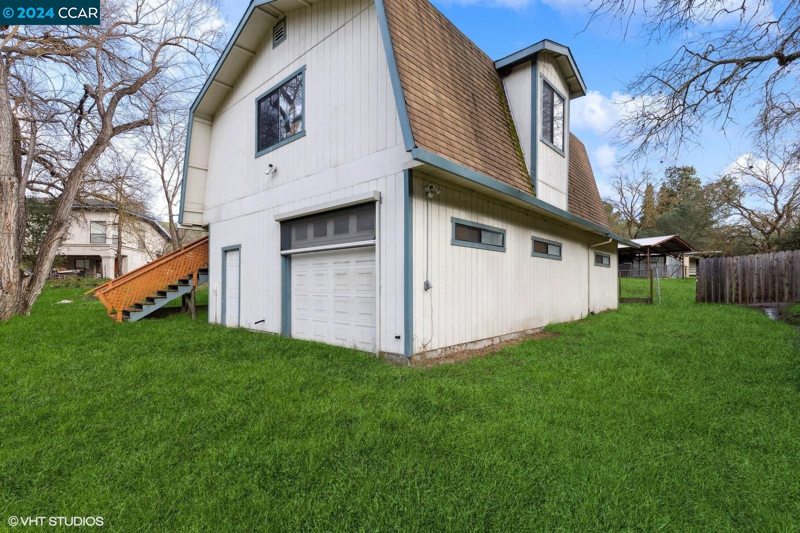2697 STONE VALLEY RD