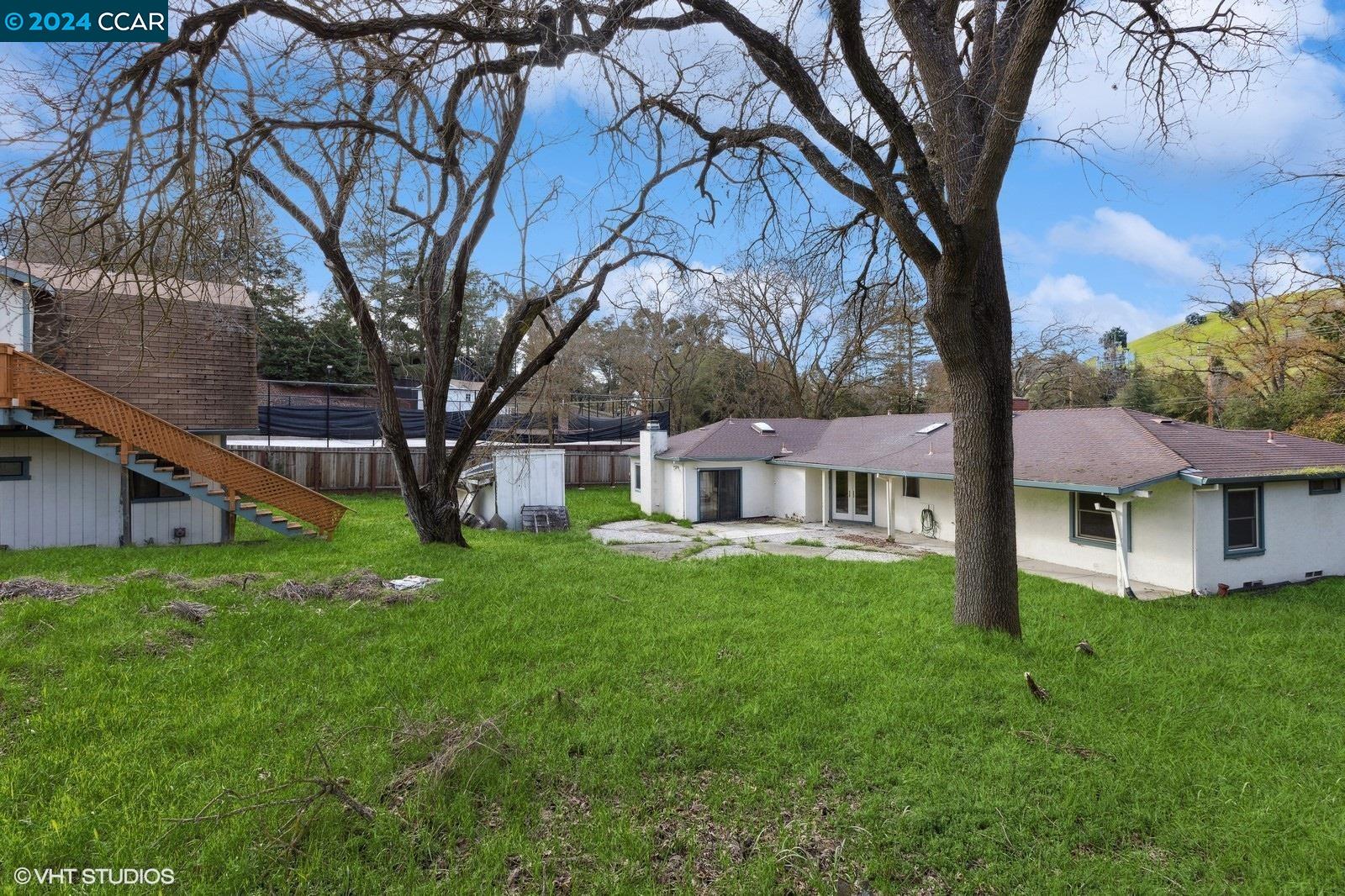 2697 STONE VALLEY RD