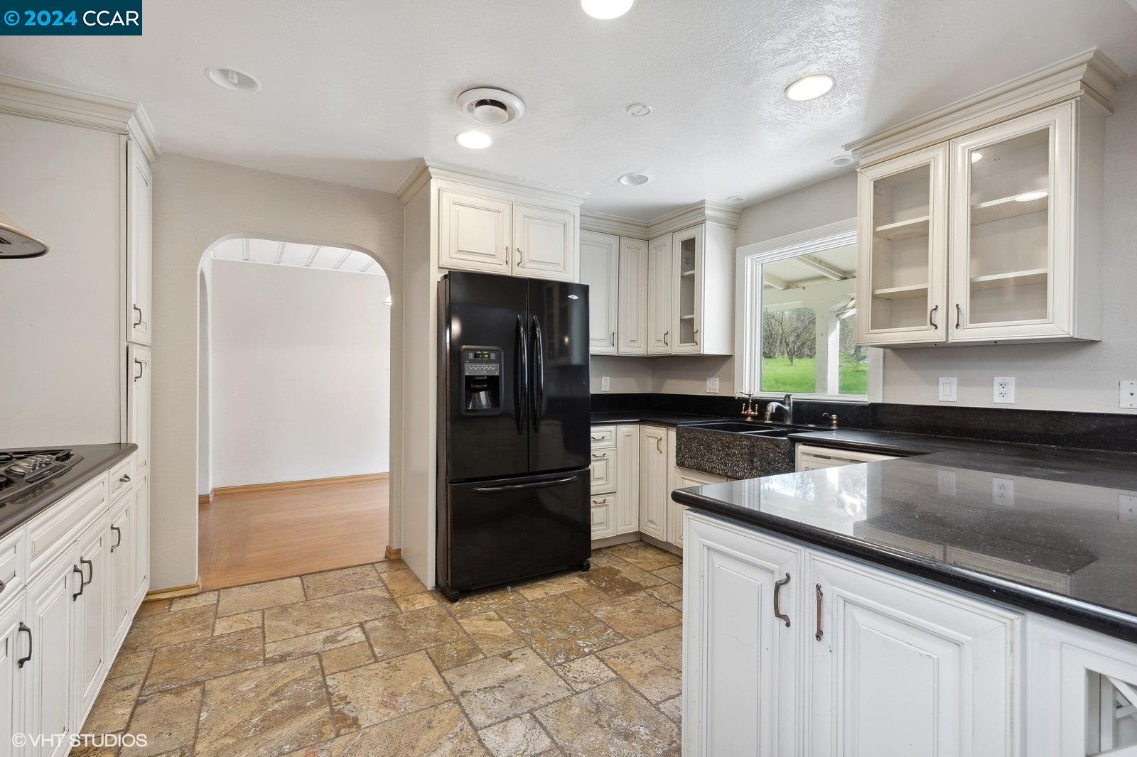 2697 STONE VALLEY RD
