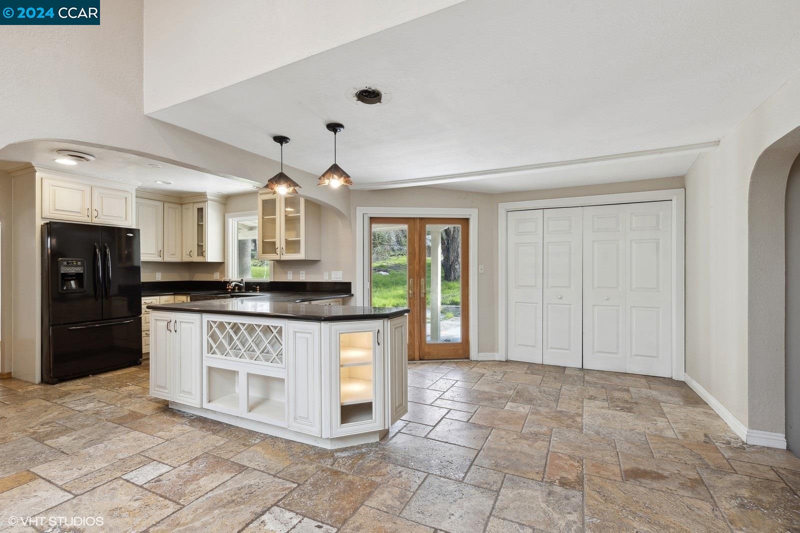 2697 STONE VALLEY RD