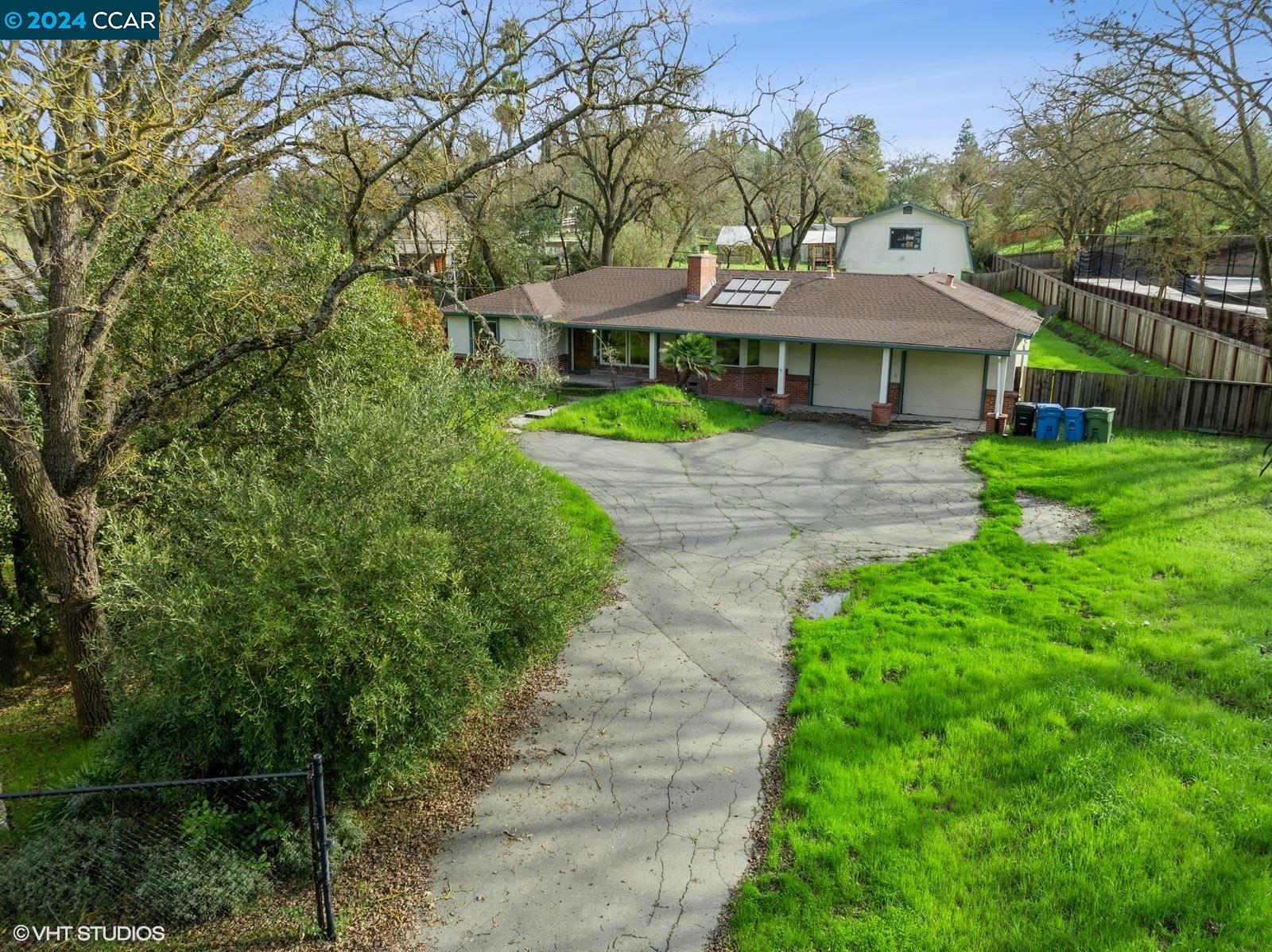 2697 STONE VALLEY RD