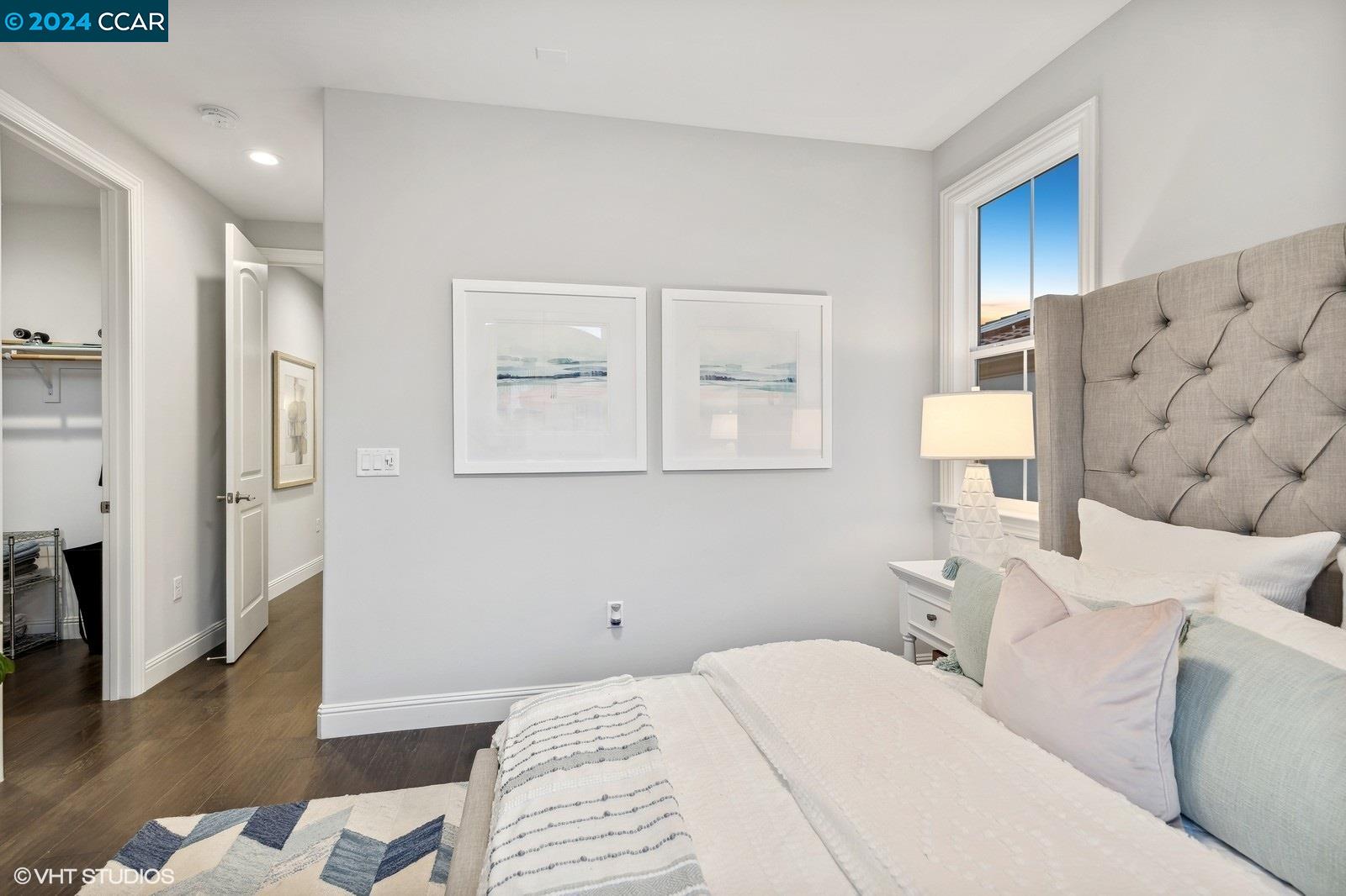 2887 Tulare Hills Dr