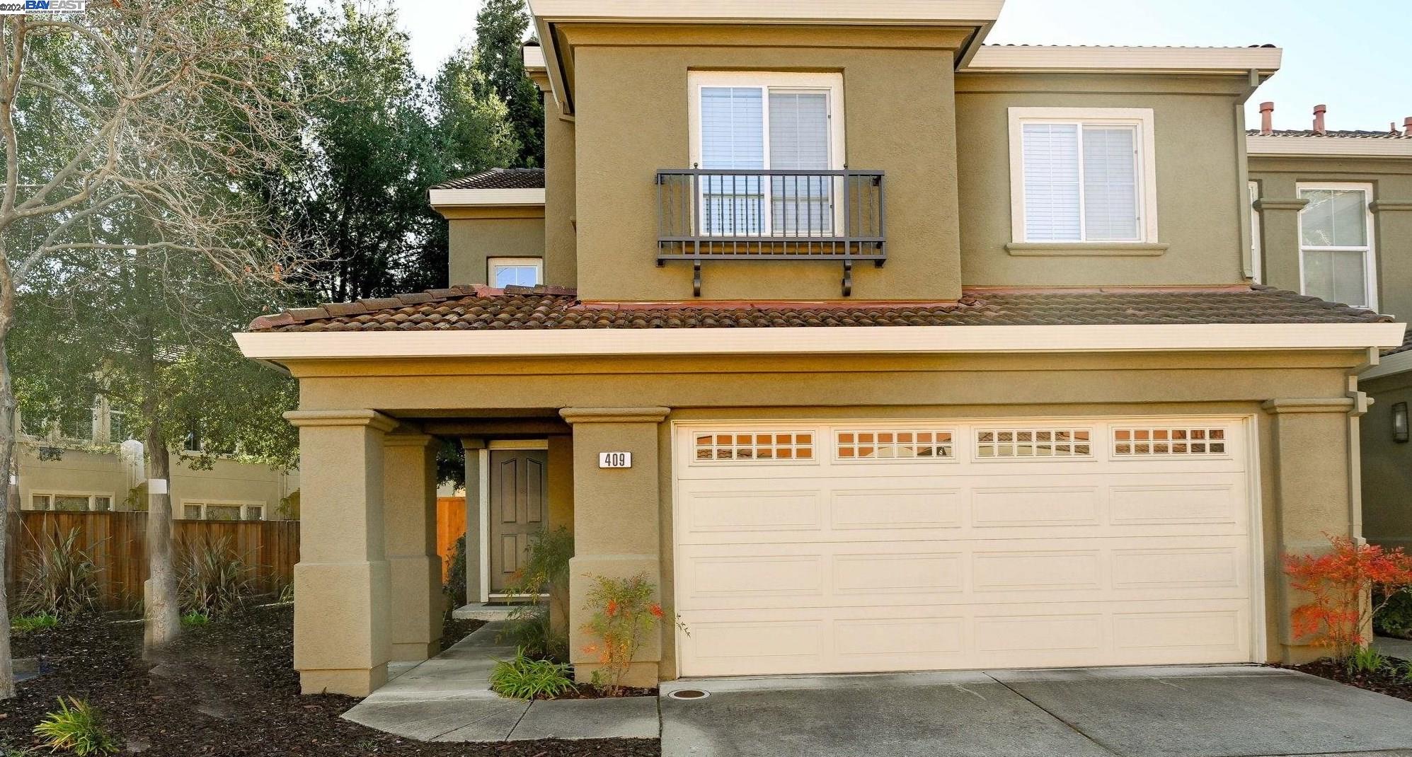 409 Regal Lily Ln