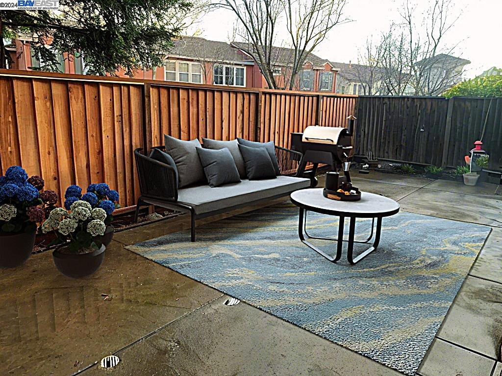 409 Regal Lily Ln