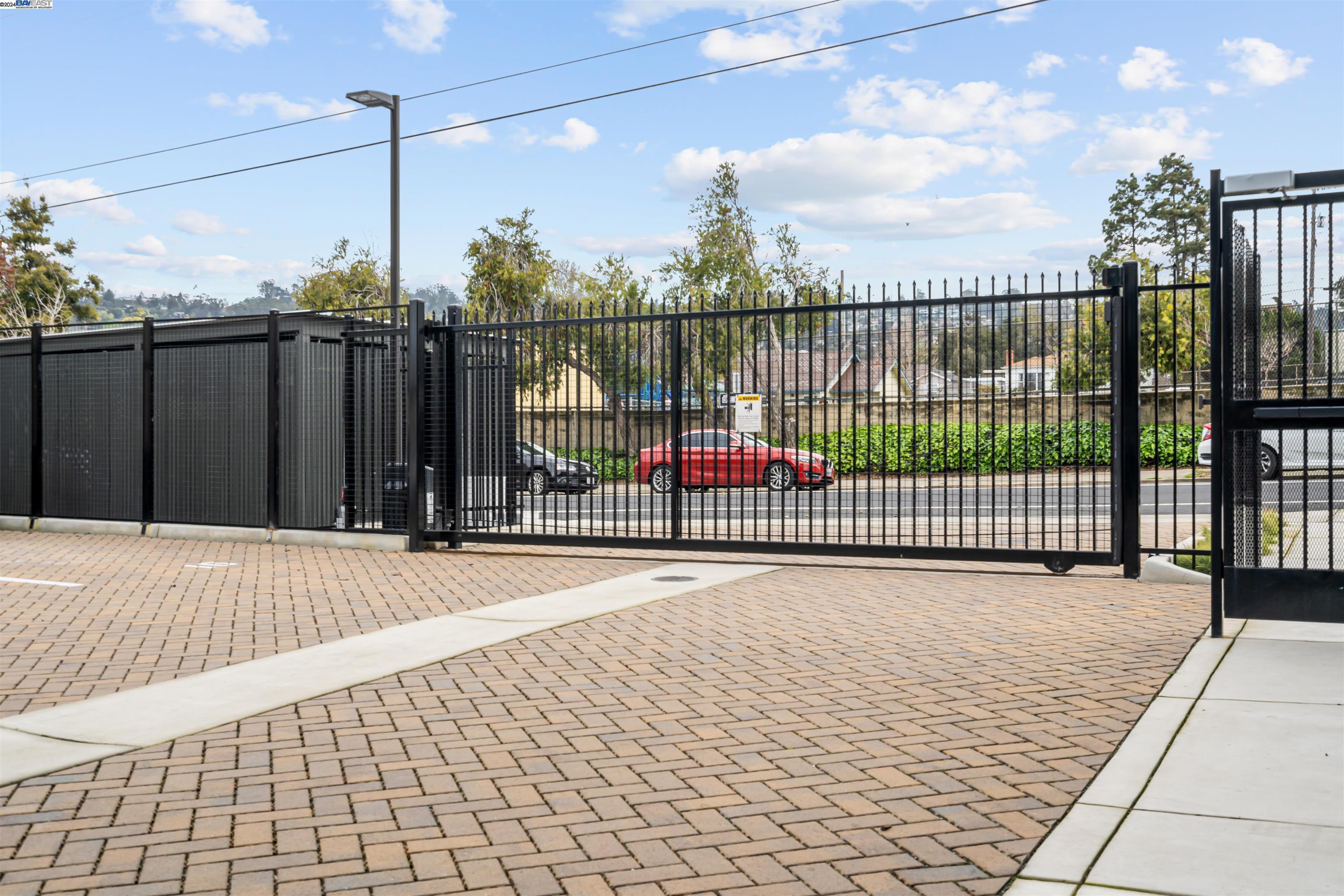 10300 San Pablo Ave # 104