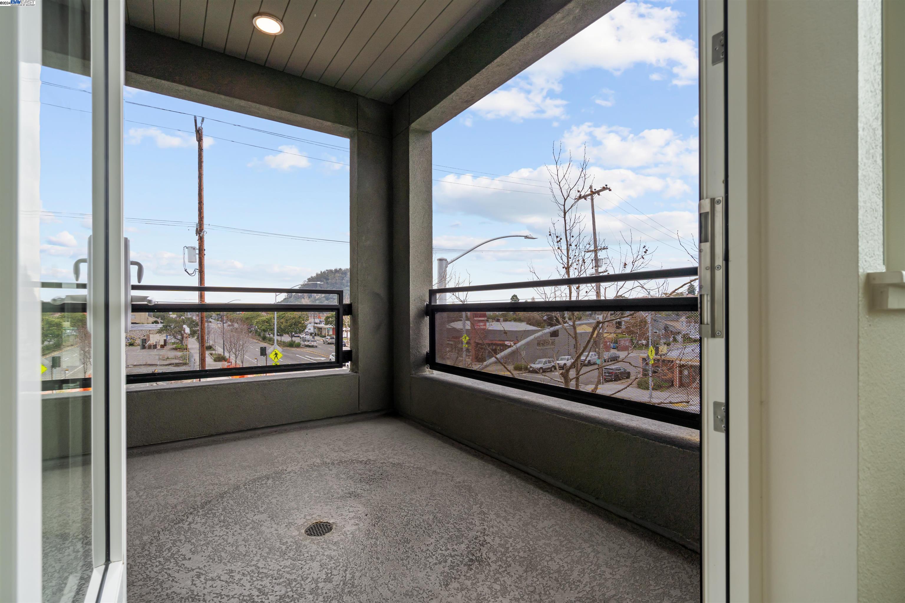 10300 San Pablo Ave # 104