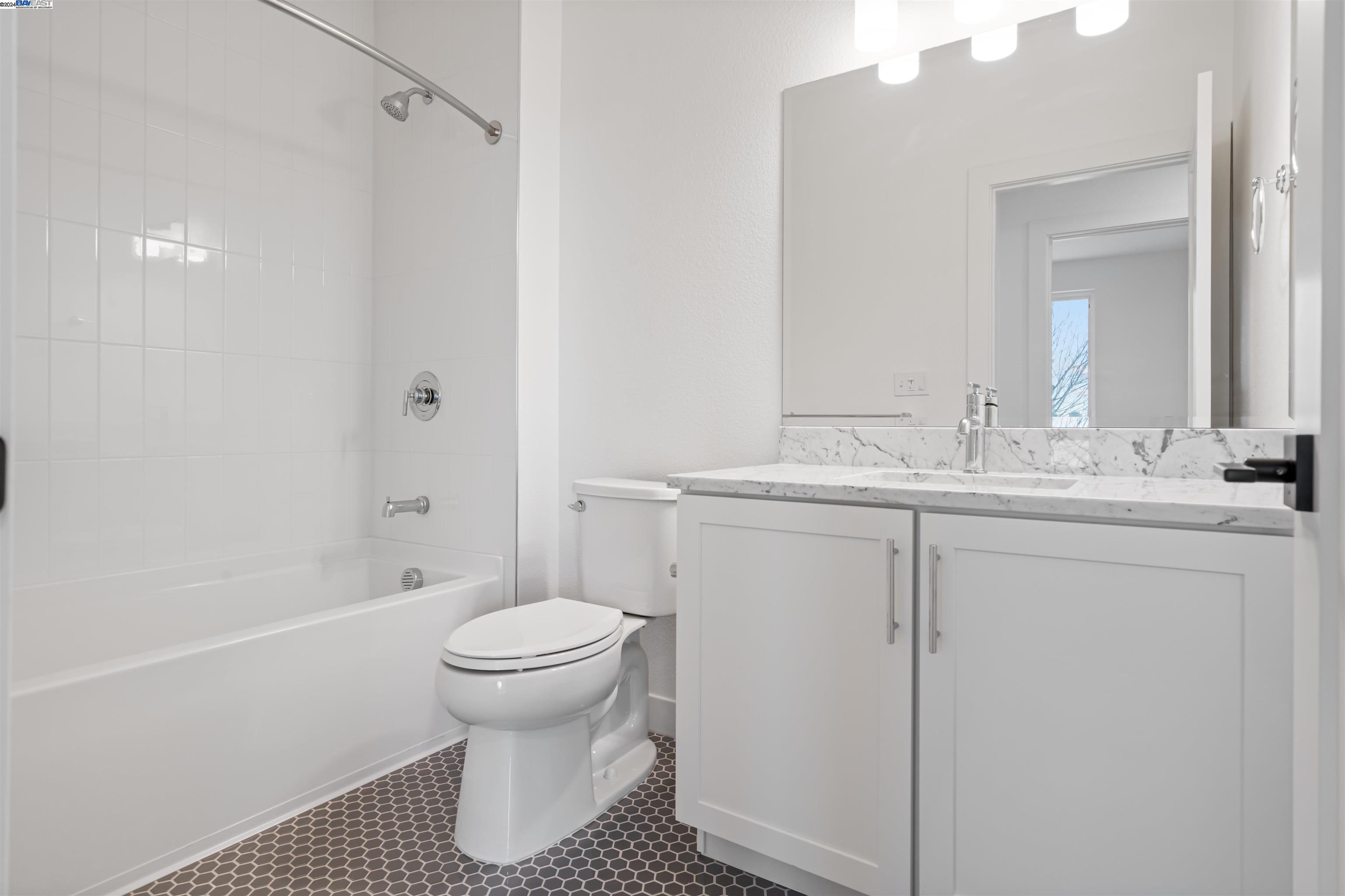 10300 San Pablo Ave # 104