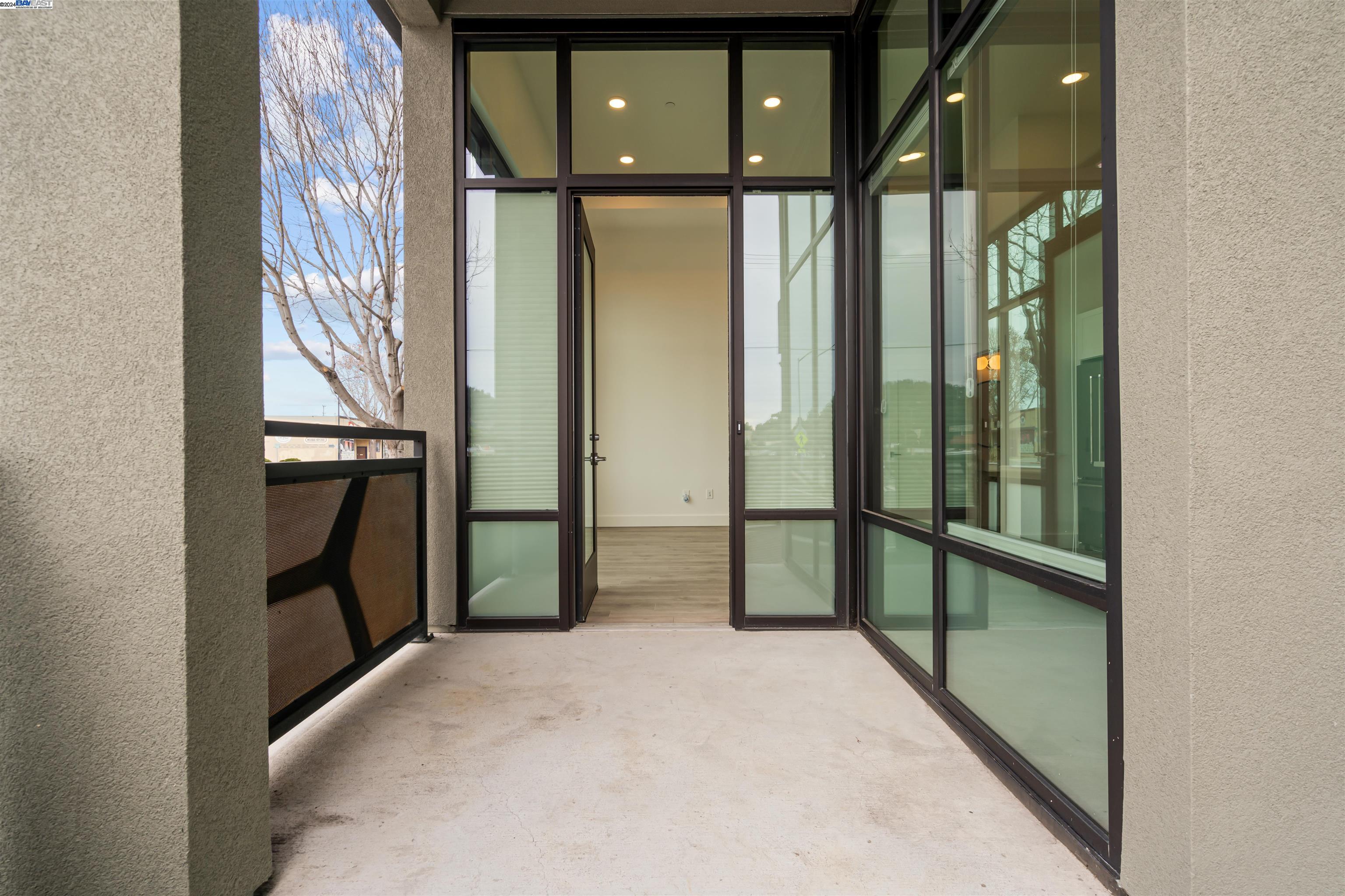 10300 San Pablo Ave # 104