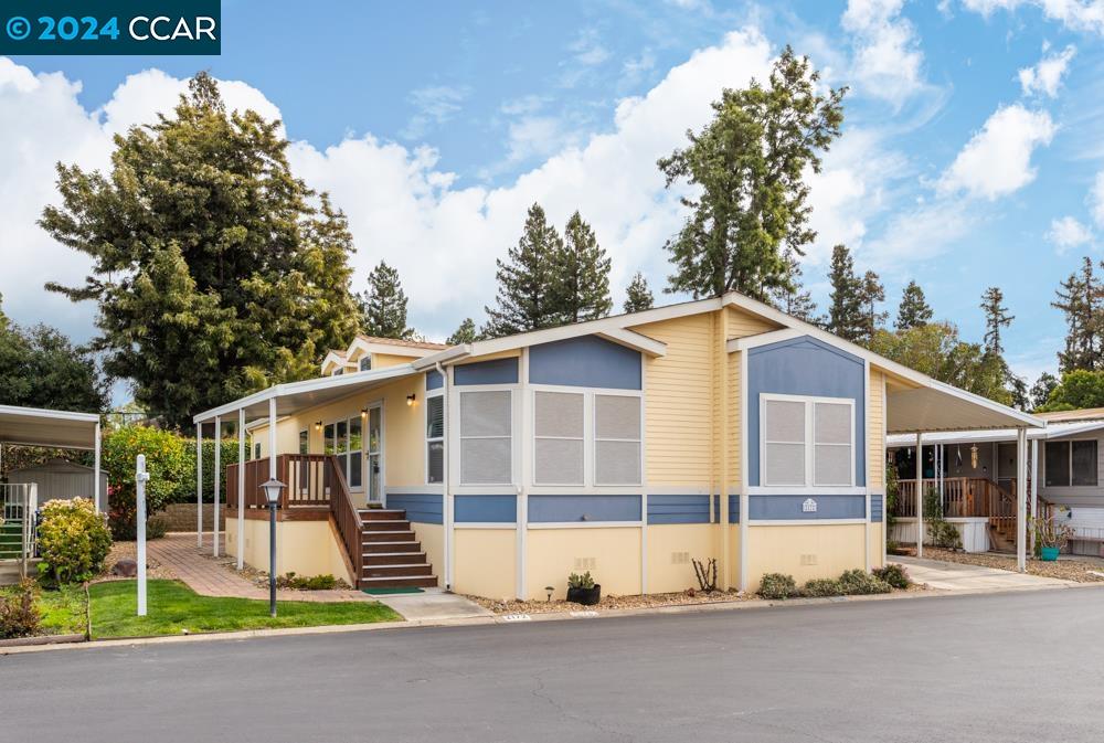 2172 Dalis Drive # 222