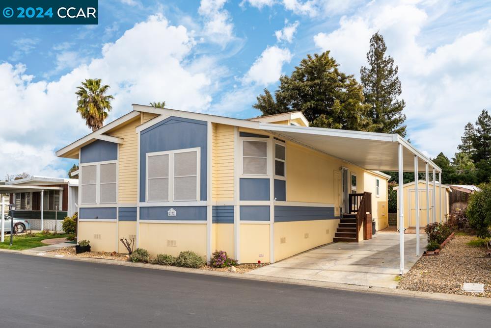 2172 Dalis Drive # 222