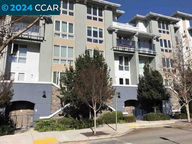 5425 De Marcus Blvd # 305