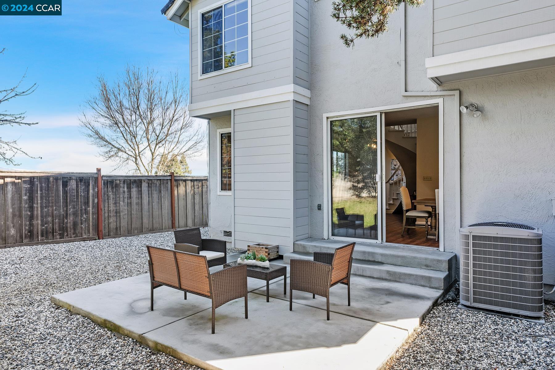 1360 Fountain Springs Cir
