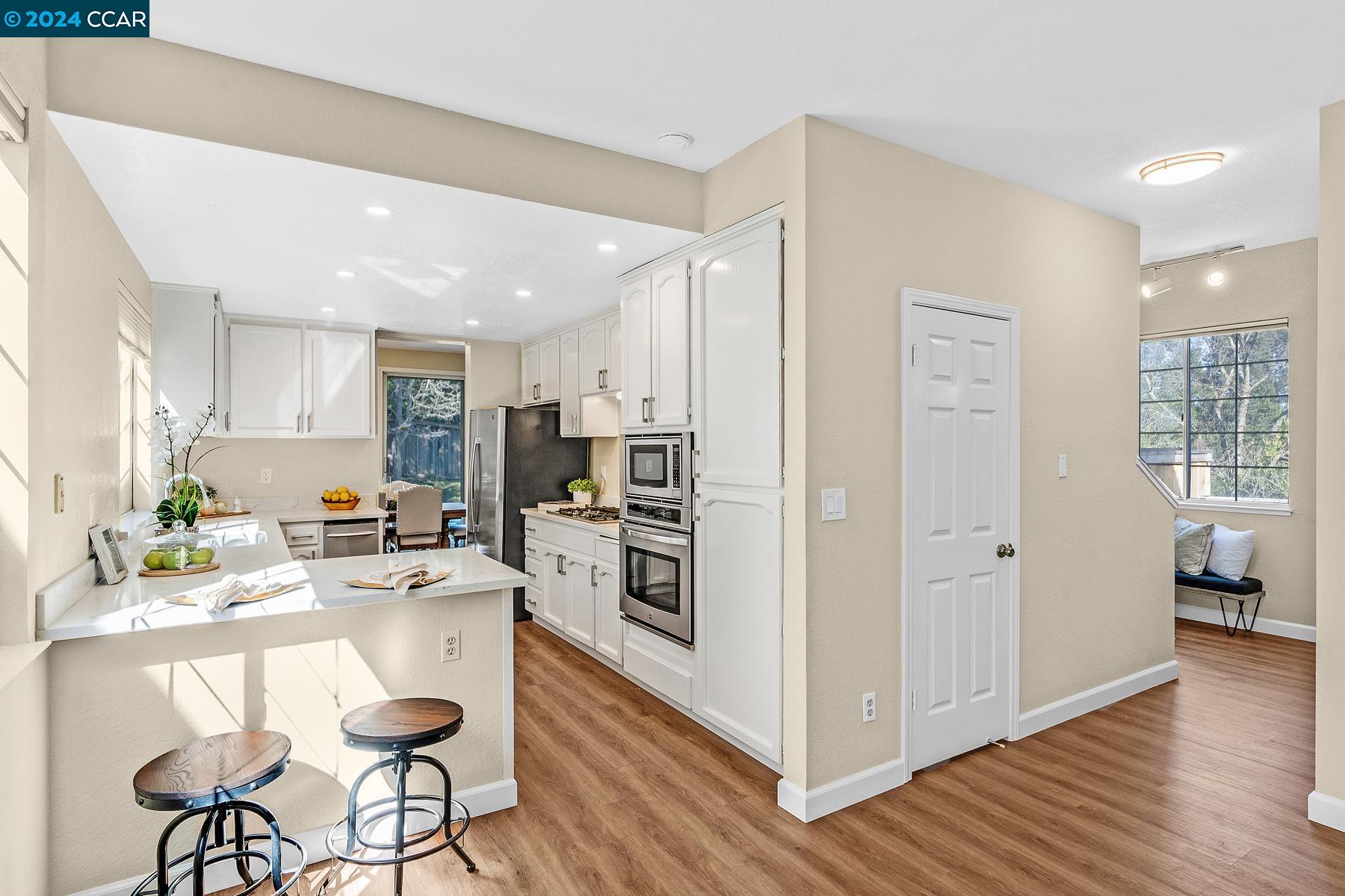 1360 Fountain Springs Cir
