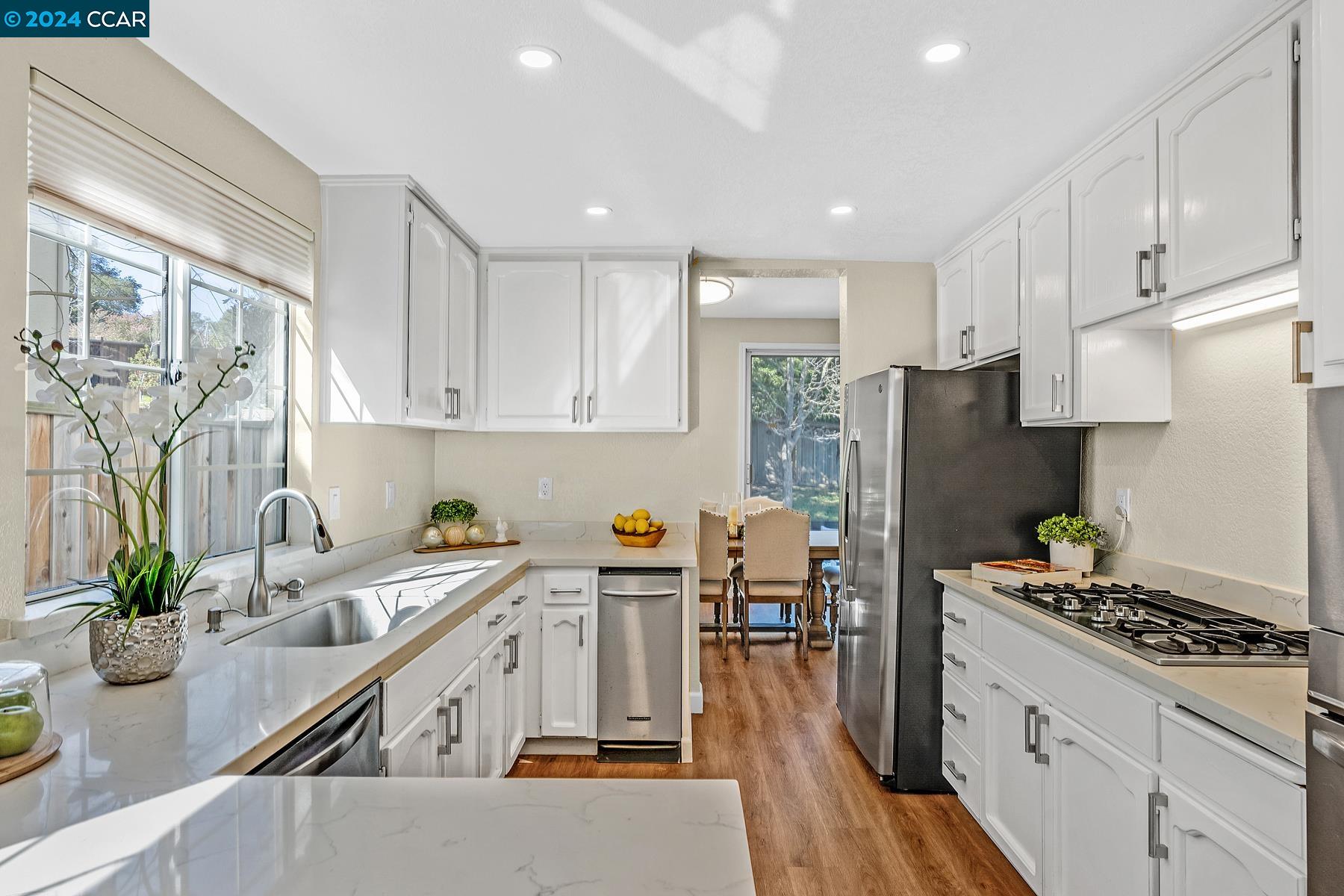 1360 Fountain Springs Cir