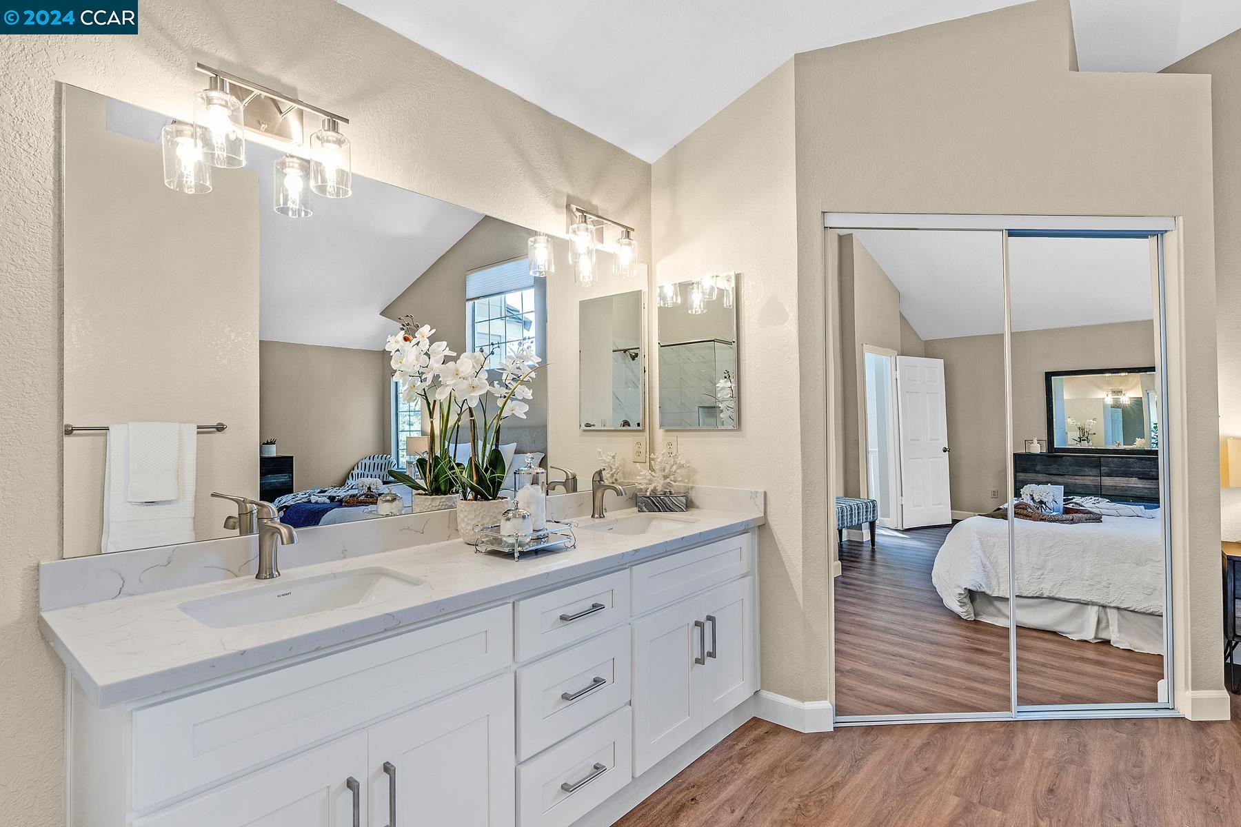 1360 Fountain Springs Cir