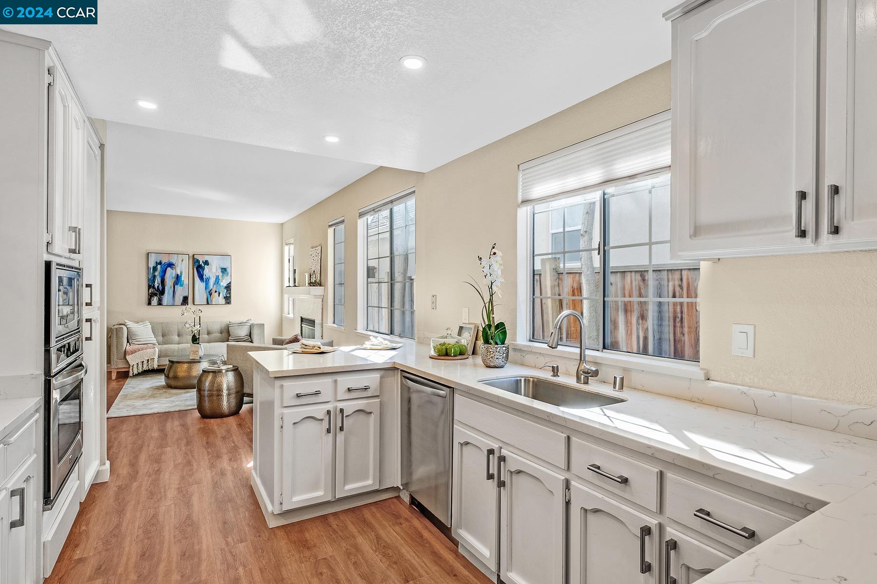 1360 Fountain Springs Cir