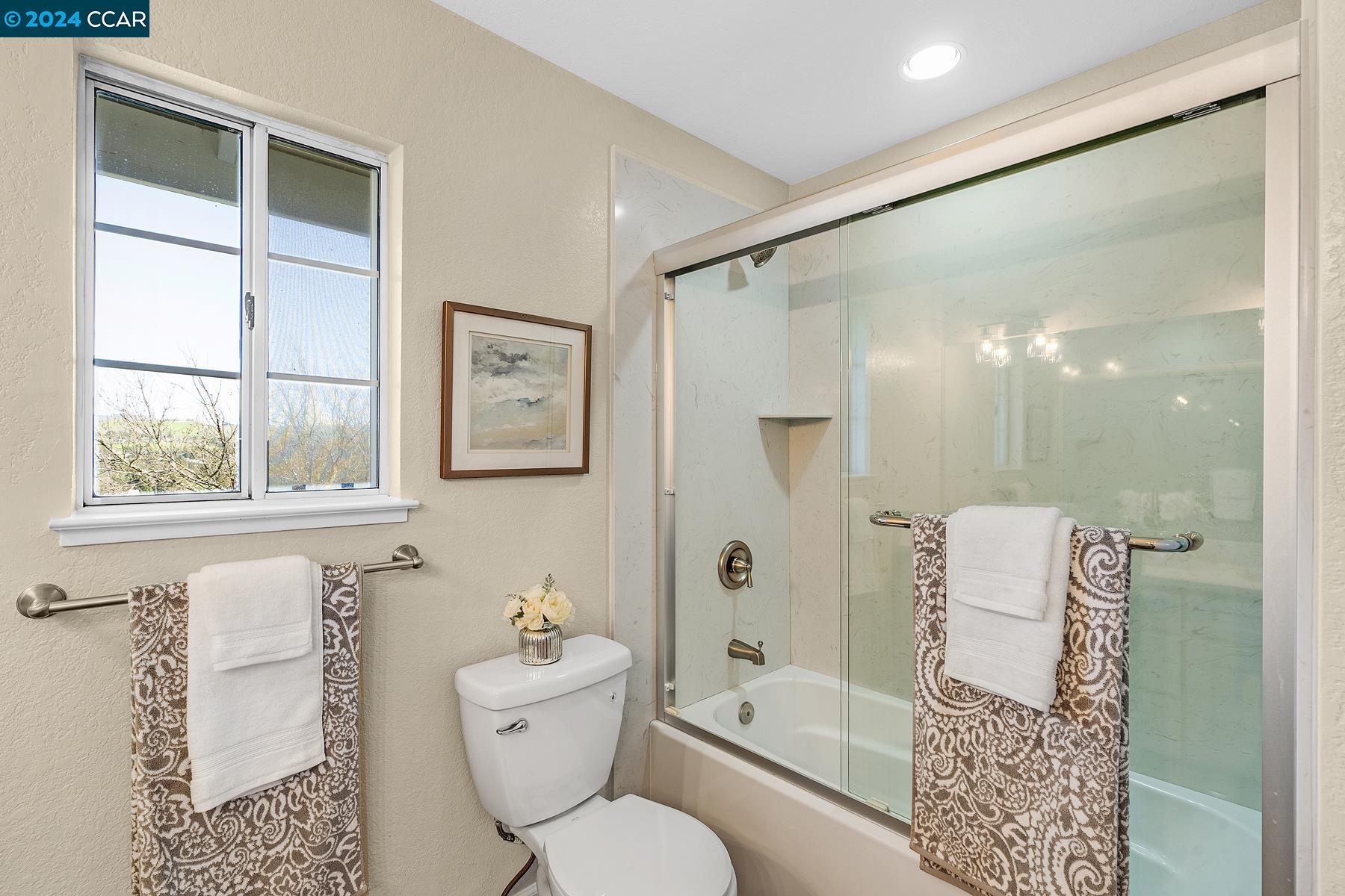 1360 Fountain Springs Cir