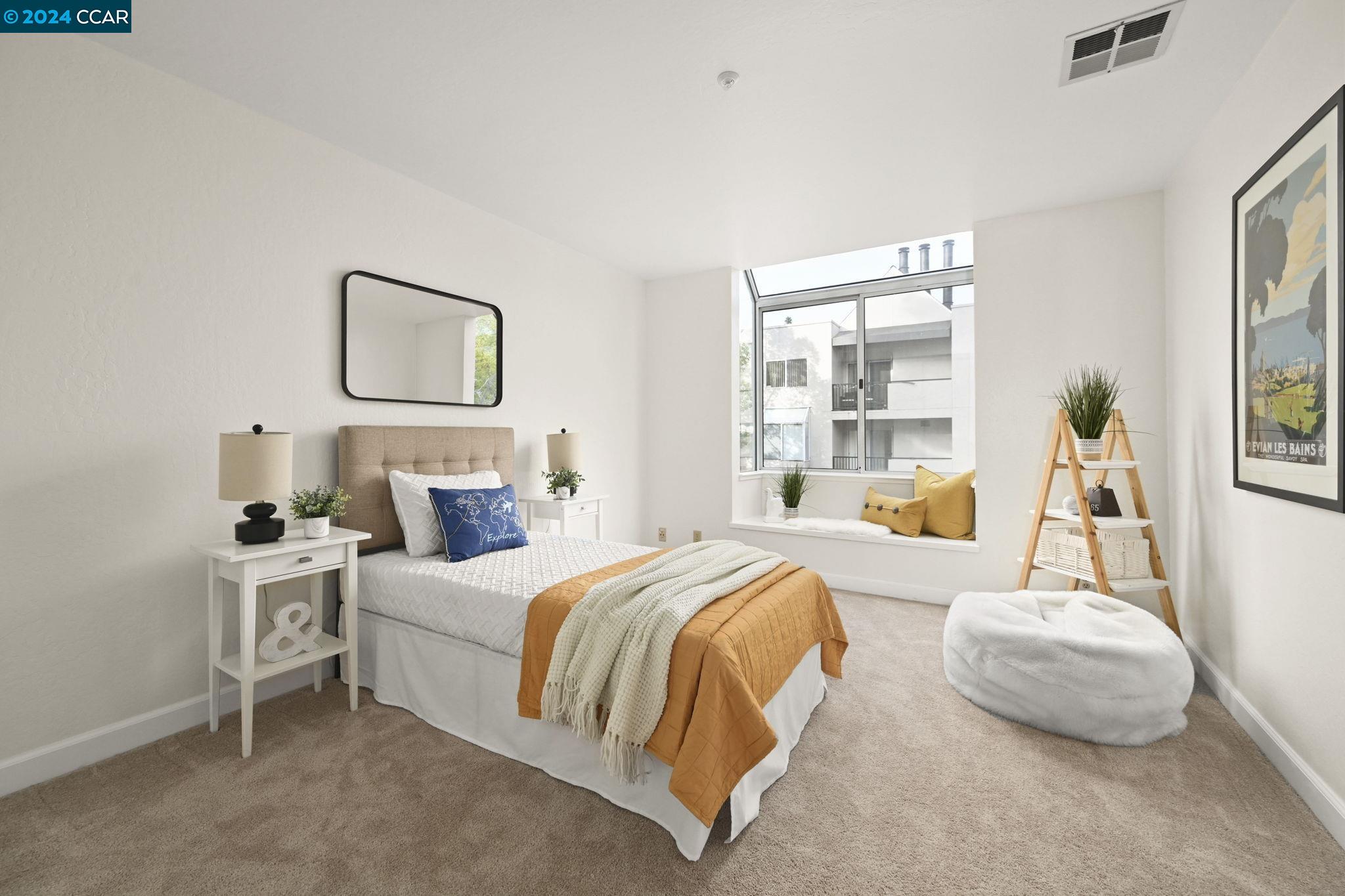 3173 Wayside Plz # 211