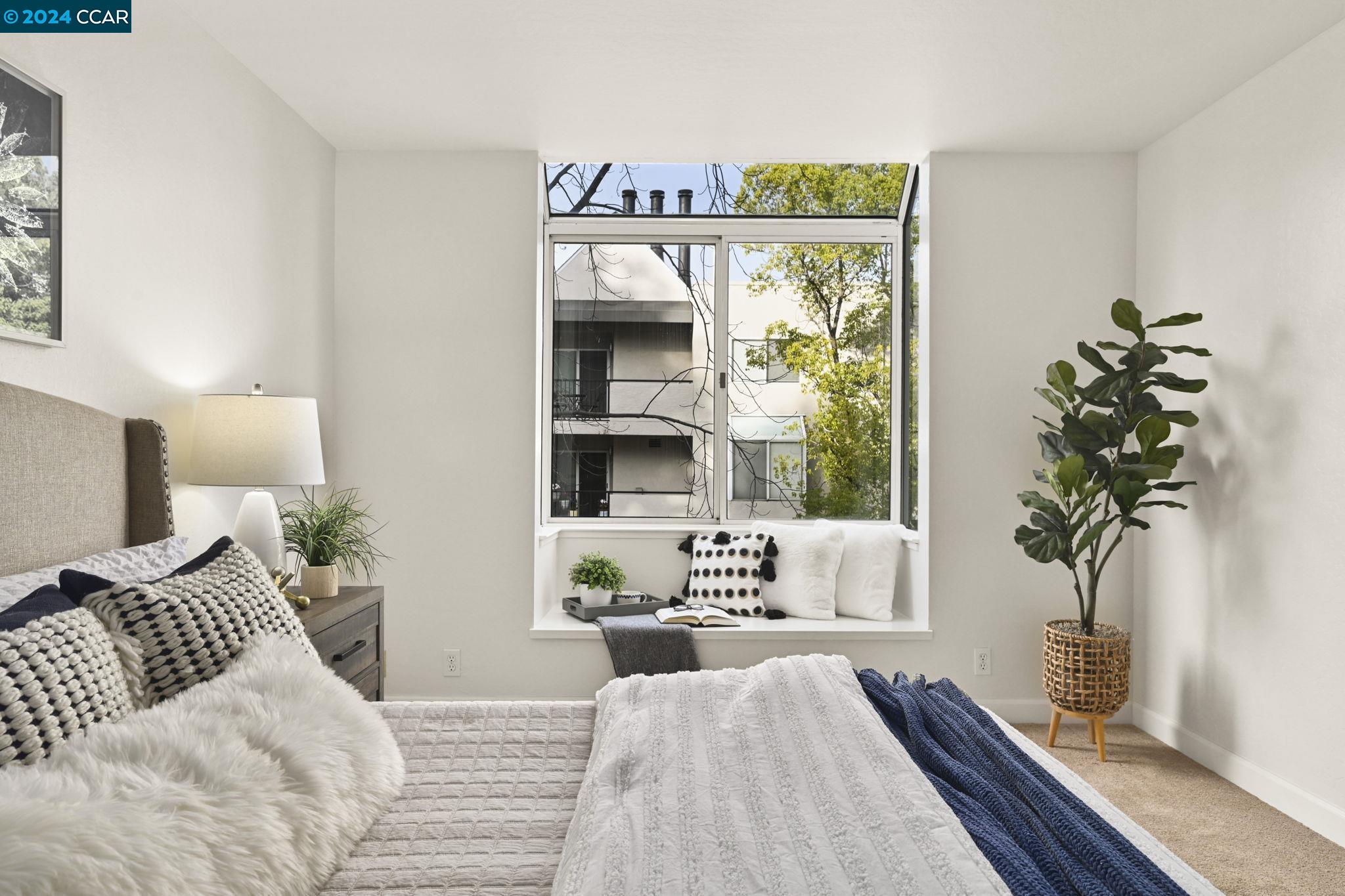 3173 Wayside Plz # 211