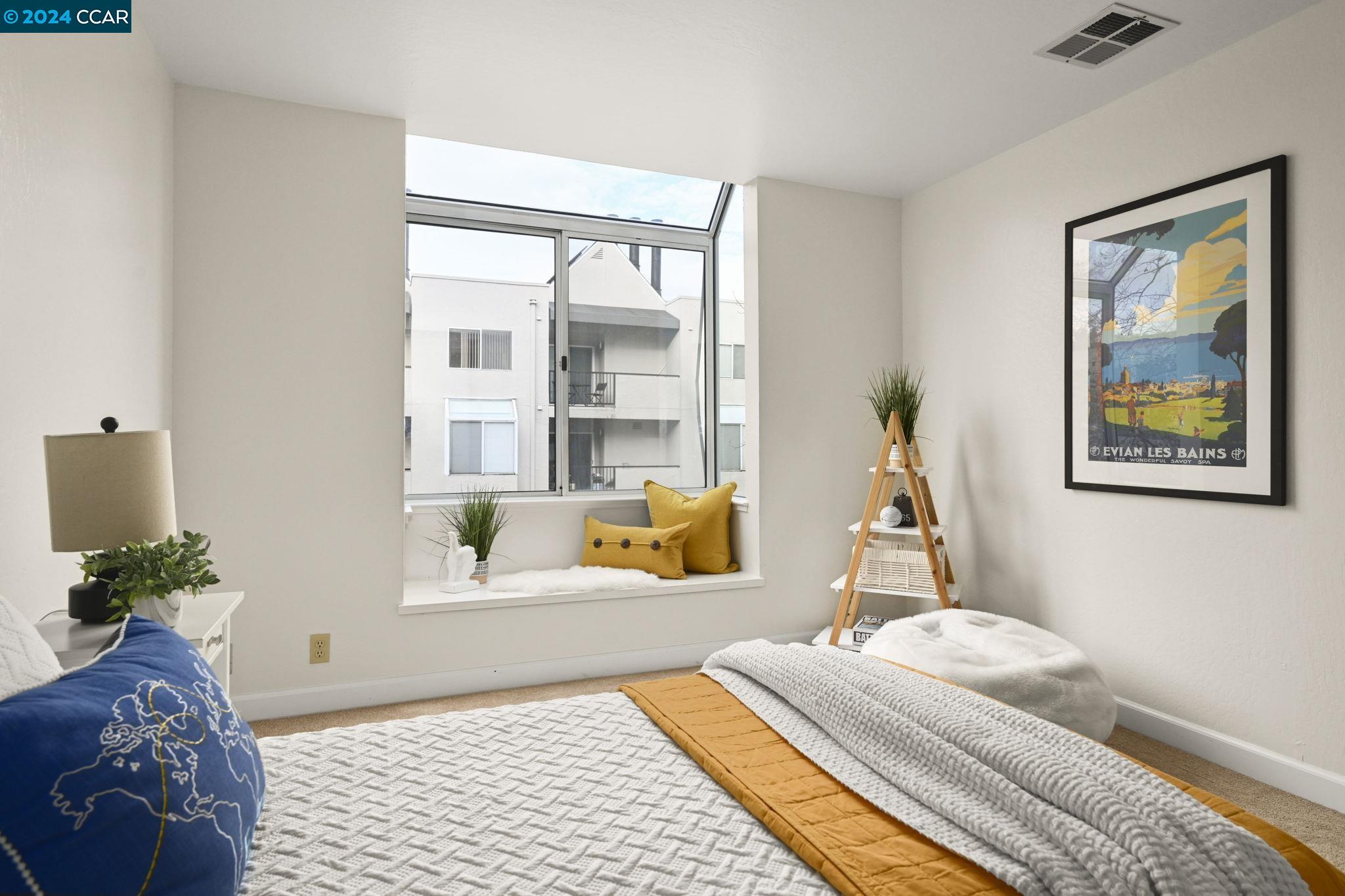 3173 Wayside Plz # 211