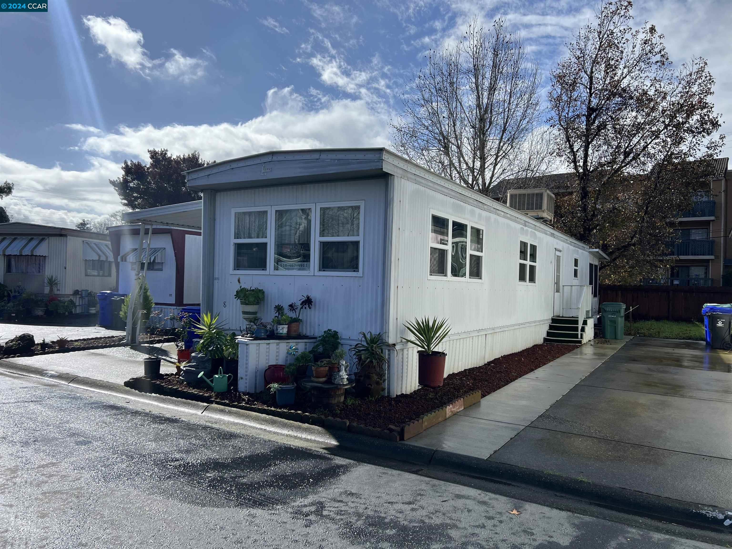 2885 Willow Road # 8