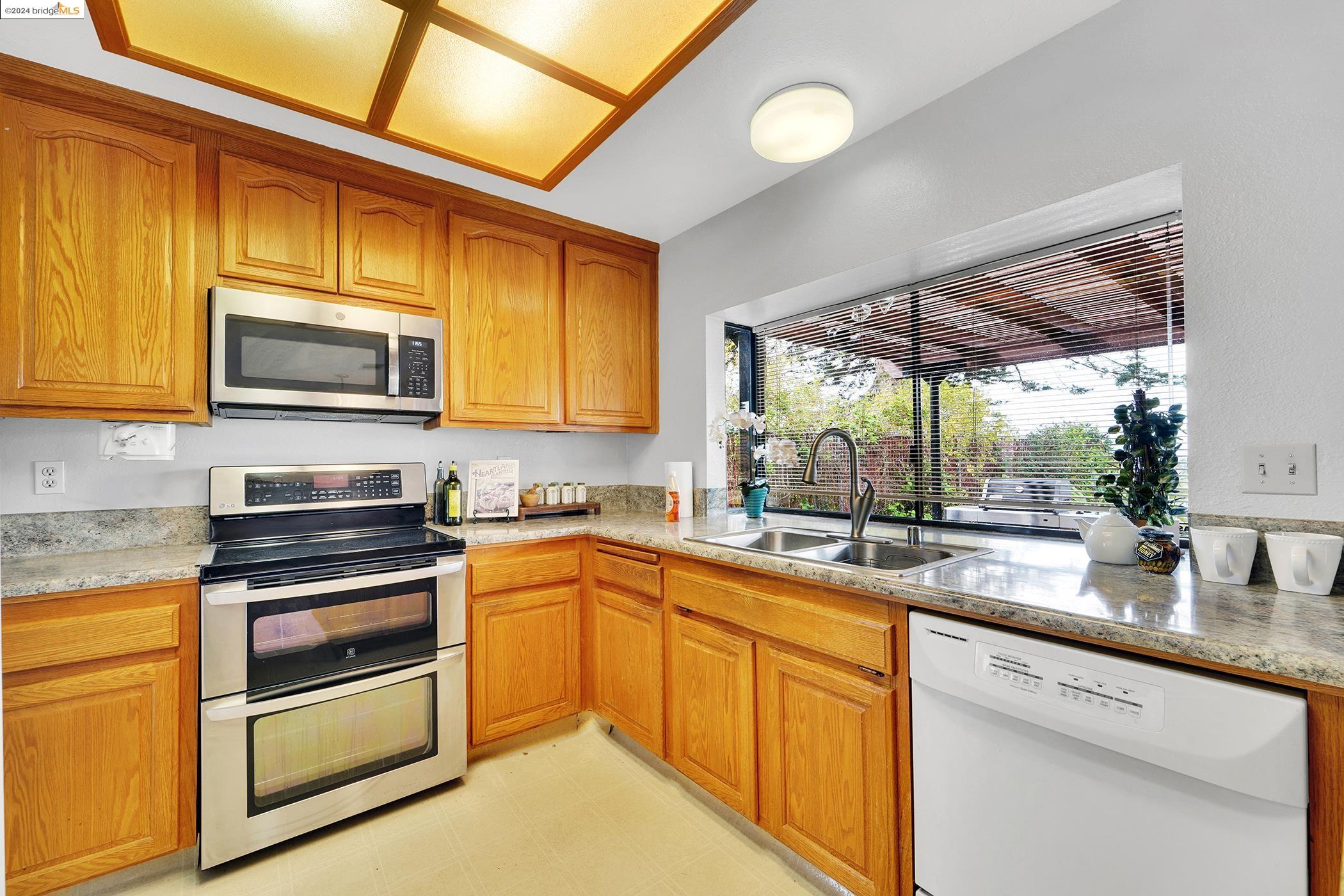 3735 Painted Pony Rd