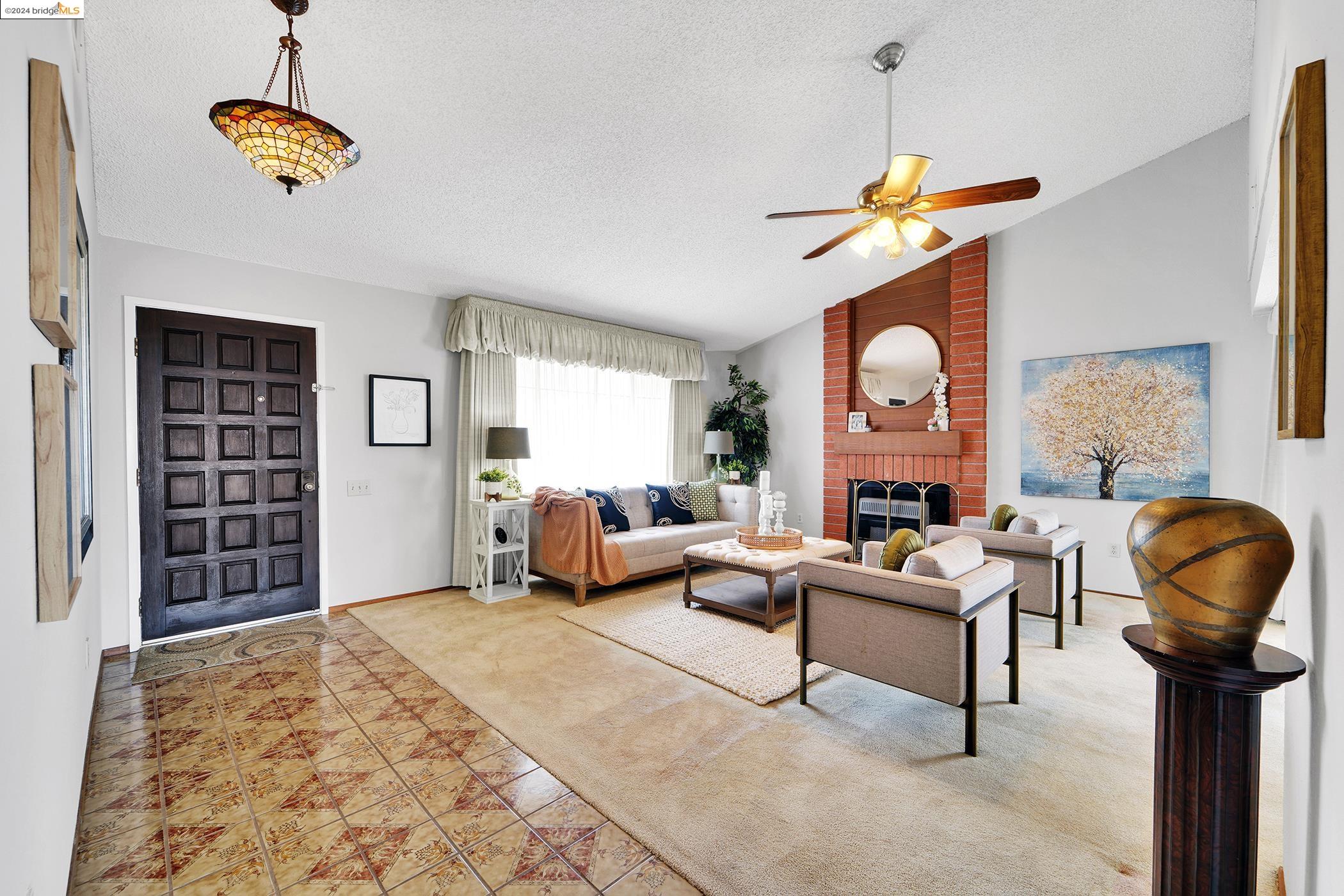 3735 Painted Pony Rd