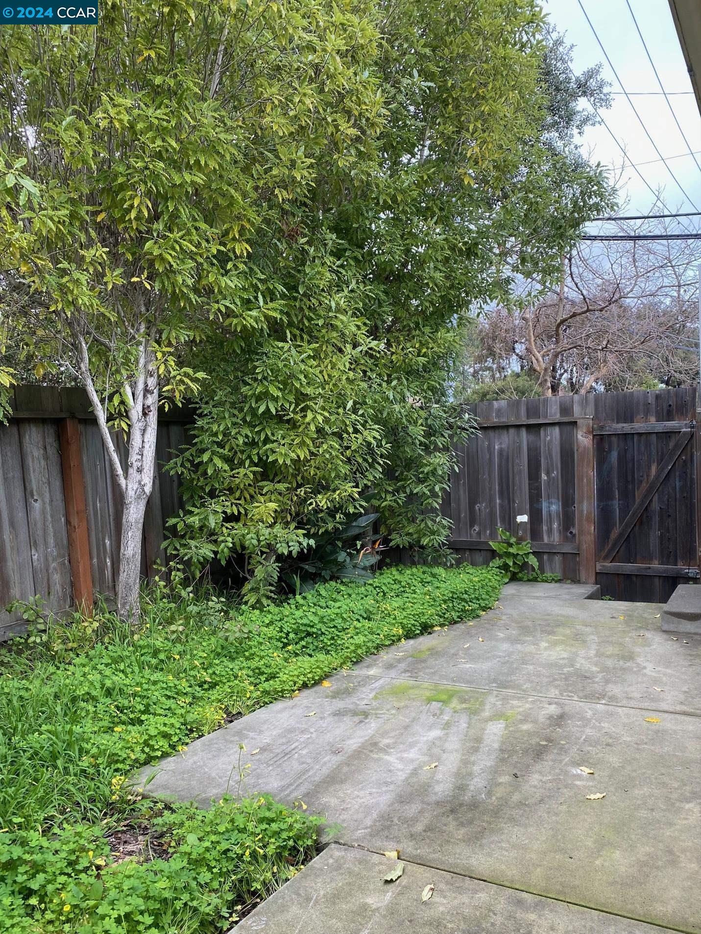 337 Coronado St