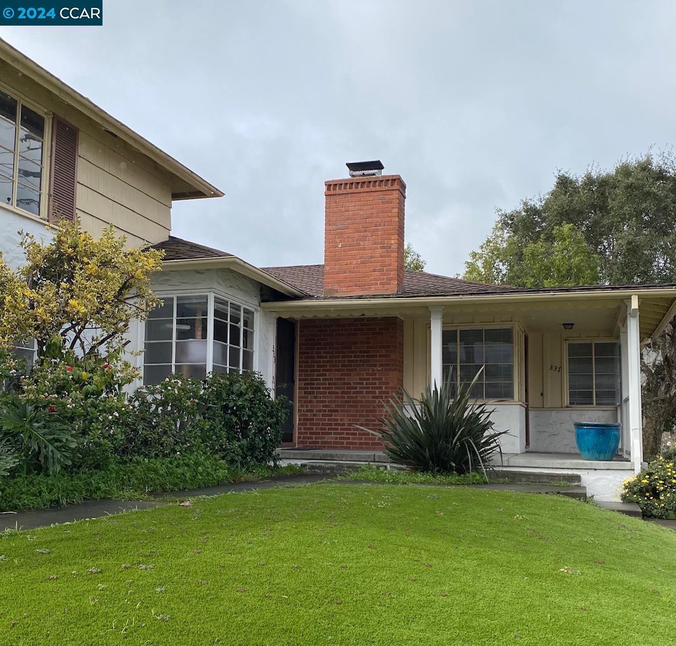 337 Coronado St